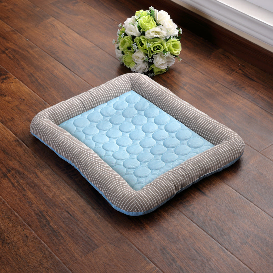 Premium Ice Silk Pet Cooling Pad – Soft, Breathable Summer Bed for Dogs, Cats, Puppies & Kittens – Cool Comfort Mat in Blue - SKY SUPPLYIFY 