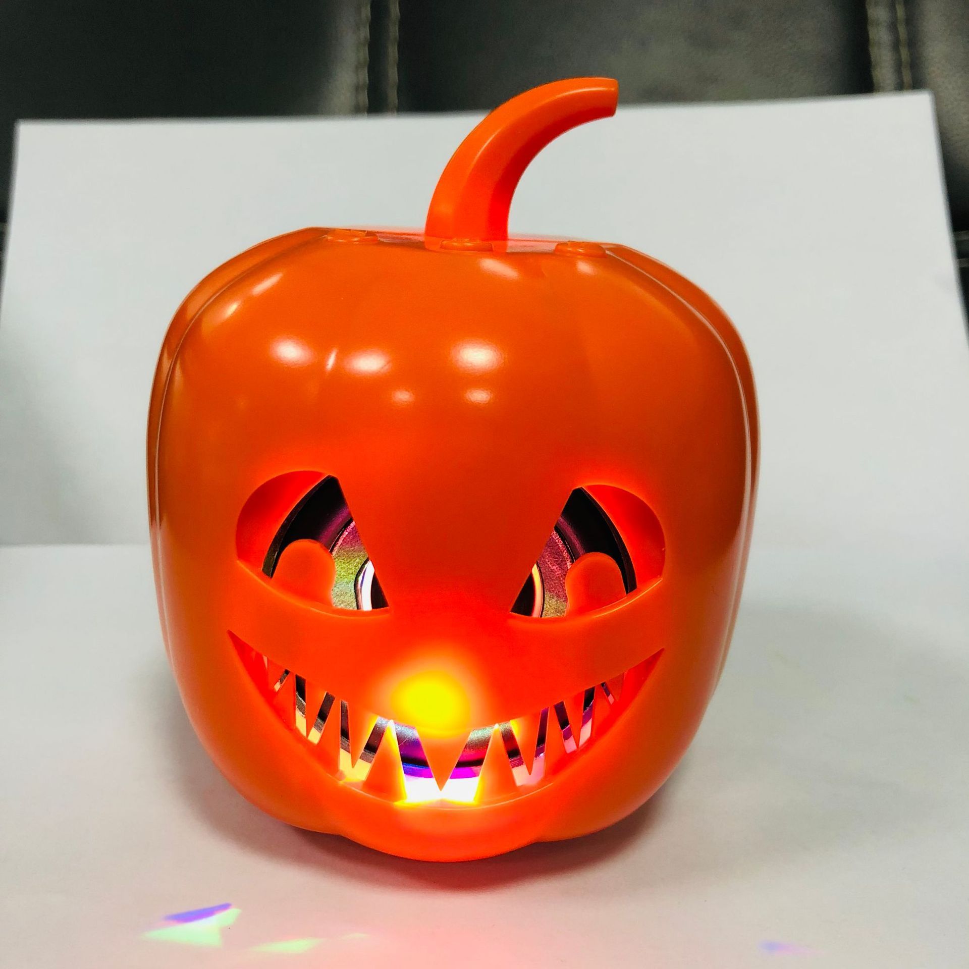 USB Smart Pumpkin Bluetooth Audio - SKY SUPPLYIFY 